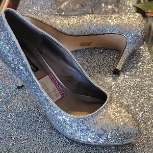 Silver Glitter Pump
